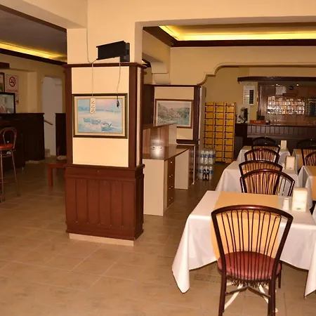 Szálloda Huzuray 2*