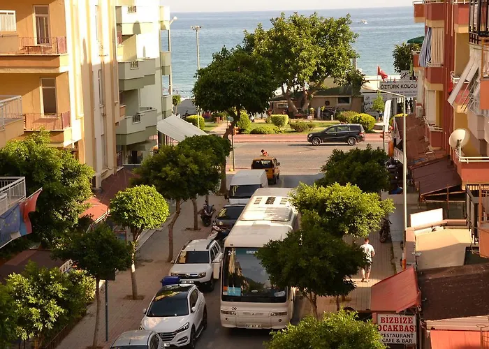 Szálloda Huzuray 2*