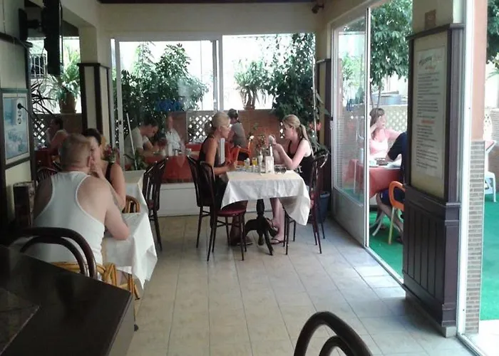 Szálloda Huzuray 2*