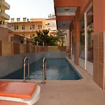 Huzuray فندق ألانيا